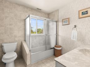 152 Pace Drive S, West Islip NY 11795