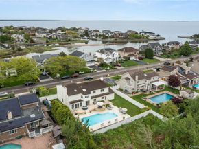 152 Pace Drive S, West Islip NY 11795