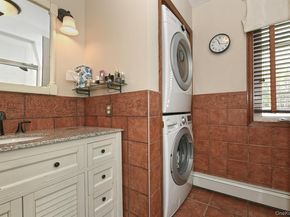 7 Low Lane, Levittown NY 11756