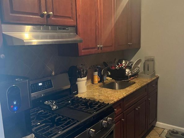 153-25 88 Street 3A, Howard Beach NY 11414