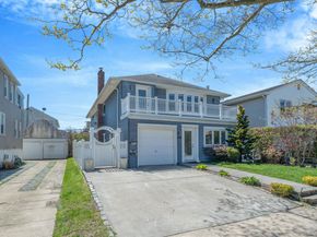 558 E Walnut Street, Long Beach NY 11561