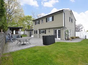 14 Mark Lane, Farmingville NY 11738