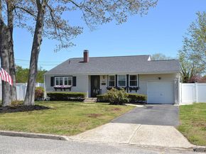 3117 Newport Avenue, Medford NY 11763