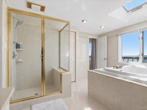 160 Sequams Lane W, West Islip NY 11795