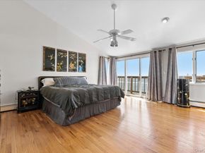 160 Sequams Lane W, West Islip NY 11795