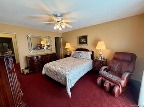 81 Stanford Court B, Wantagh NY 11793