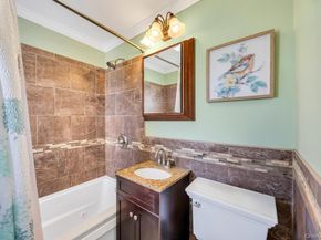 70 Featherbed Lane, Oakdale NY 11769