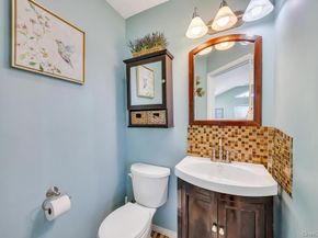 70 Featherbed Lane, Oakdale NY 11769