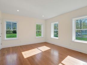 57 Meadow Sweet Road, Cortlandt Manor NY 10567