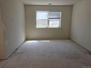 168 Hampton Vista Drive, Manorville NY 11949