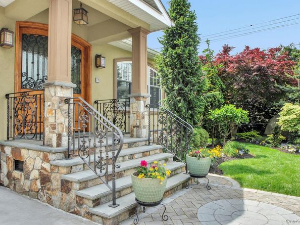 149-02 11th Avenue, Whitestone NY 11357