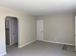 260-18 75th Avenue 1st fl, Glen Oaks NY 11004