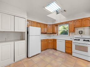 23 Library Lane, Plainview NY 11803