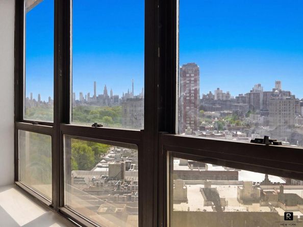 300 West 110th Street 19H, New York (Manhattan) NY 10026