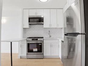 300 West 110th Street 19H, New York (Manhattan) NY 10026