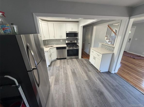 245 Warren Street, Uniondale NY 11553