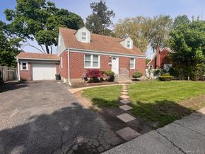 245 Warren Street, Uniondale NY 11553