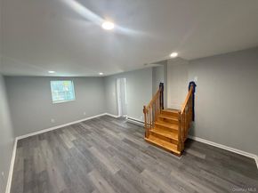 245 Warren Street, Uniondale NY 11553