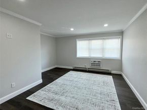 100 Connetquot Avenue 10, East Islip NY 11730