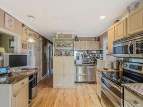 10 Marchant Drive, Saint James NY 11780