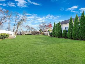 10 Marchant Drive, Saint James NY 11780