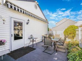 10 Marchant Drive, Saint James NY 11780