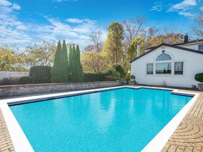 10 Marchant Drive, Saint James NY 11780