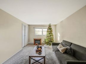 10 Marchant Drive, Saint James NY 11780