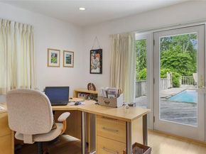 18 Brushy Neck Lane, Westhampton NY 11977