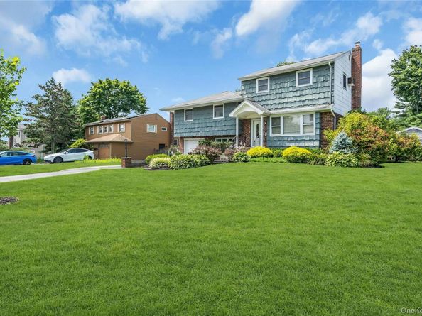 4 Crabapple Lane, Commack NY 11725