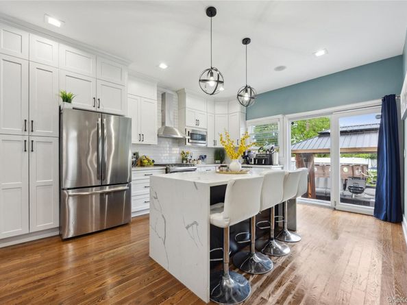 81 Pearsall Avenue, Freeport NY 11520