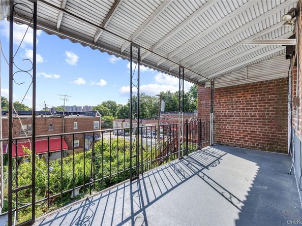 3302 Tiemann Avenue, Bronx NY 10469