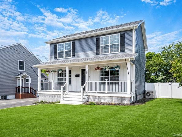 25 First Street W, Patchogue NY 11772