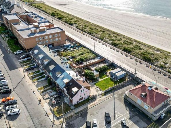 664 W Broadway, Long Beach NY 11561