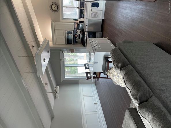 63 Chaucer Street, Hartsdale NY 10530