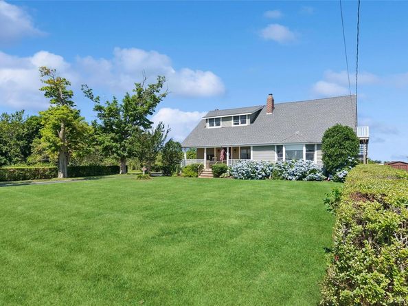 10415 Oregon Road, Cutchogue NY 11935