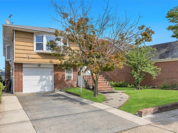 216 Earle Avenue, Lynbrook NY 11563