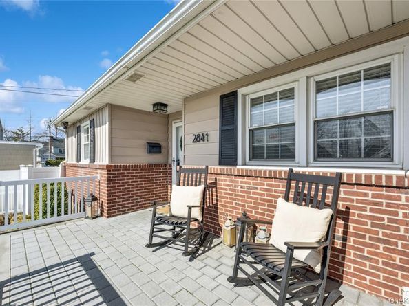 2841 Besade Court, Oceanside NY 11572