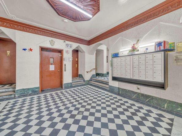 1015 Summit Avenue 2A, Bronx NY 10452