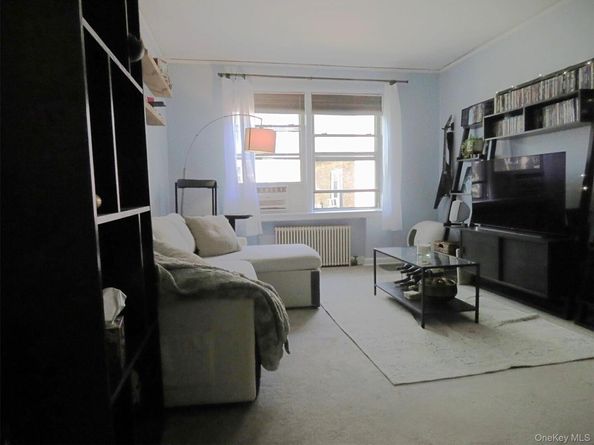 141-19 78th Road 2M, Kew Garden Hills NY 11367