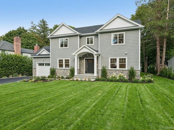 12 Orchard Meadow Road, East Williston NY 11596