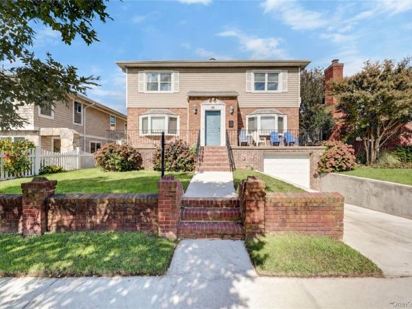 69 W Penn Street, Long Beach NY 11561