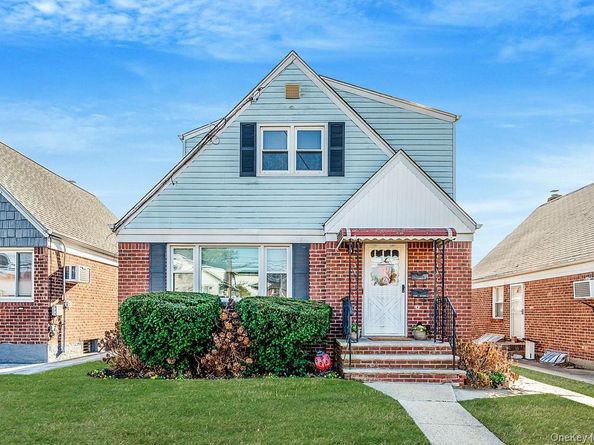 34 Meyer Avenue, Valley Stream NY 11580