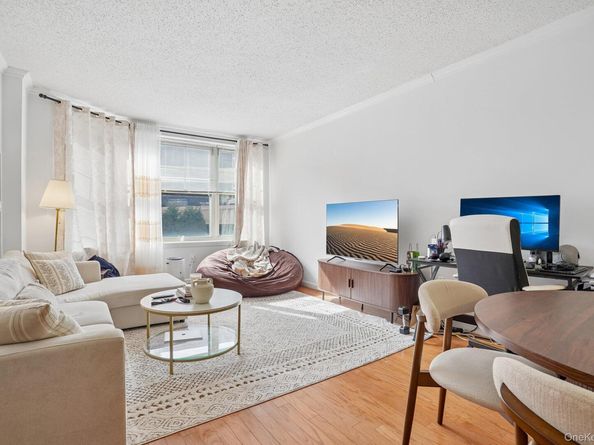 300 Mamaroneck Avenue 421, White Plains NY 10605