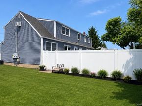1423 9th Street, West Babylon NY 11704