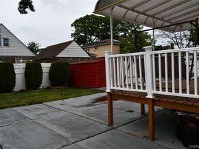 223-15 109th Avenue, Queens Village NY 11429