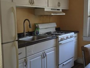 10416 200th Street, Hollis NY 11412