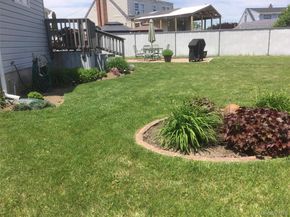 104 Phyllis Drive, Lindenhurst NY 11757