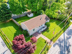 20 Elder Avenue, Hampton Bays NY 11946