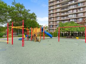 152-18 Union Turnpike 5O, Flushing NY 11367